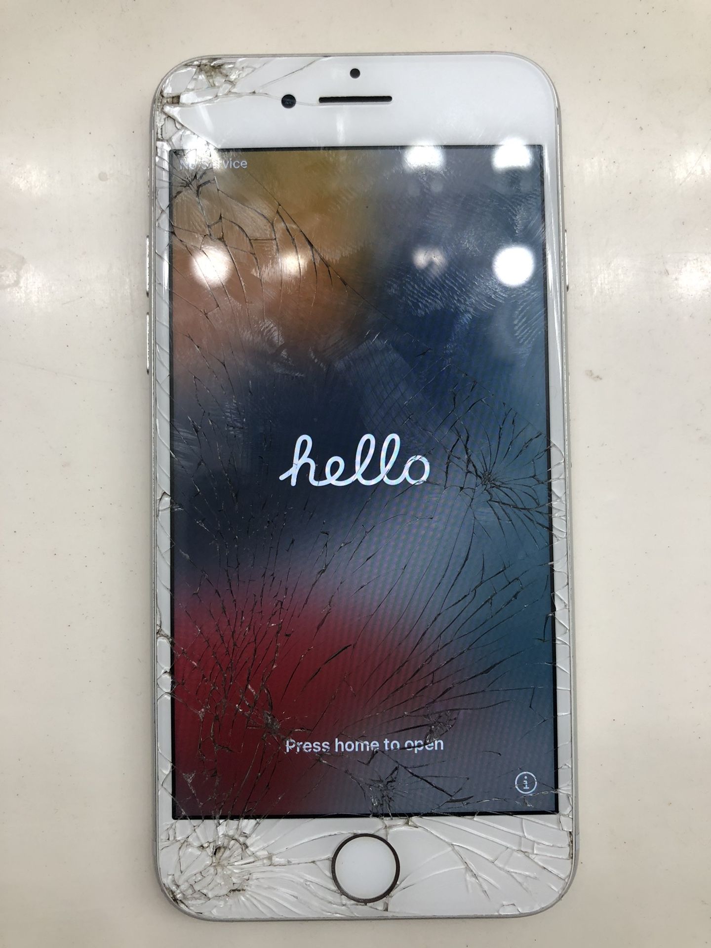 Unlocked 32gb iPhone 7