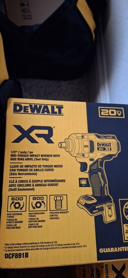 Brand New Dewalt 20v Xr Brushless Impact Wrench Mid Torque 1/2" $170