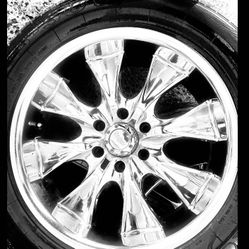  🔥BEST Deal! 🔥Ironman tires and chrome stylish rims🔥