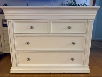 3 Drawer Dresser