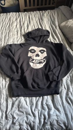 💀 Misfits Skull Hoodie – Black | Size Unknown (Measurements Included)