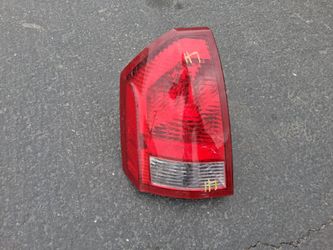 Chrysler 300 Taillight