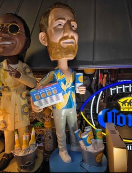 HIGH NOON SELTZER LARGE DAVE PORTNOY BOBBLEHEAD MAN CAVE DISPLAY 43"
