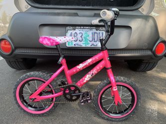 Minnie mouse girls bicycle great condition
