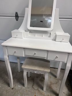 Solid Wood Vanity