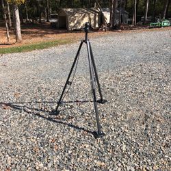 Gooseneck stabilizer tripod