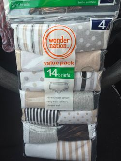 Girls size 4 NEW 14 pair pack underwear