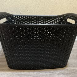 Black Weave Plastic Storage Basket 12x16x11”