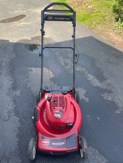Toro 6.75hp Personal Pace Lawn Mower