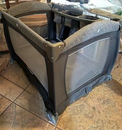 Pamo Babe Playard Play Yard Playpen with Storage Like NEW! Used Only 2 Weeks for 2 Puppies Expect to Deodorize Before Use!