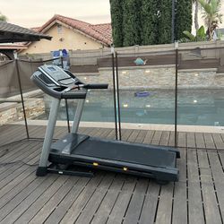  NordicTrack T 6.5 S Treadmill - Black