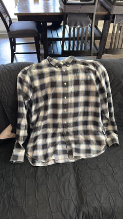 Dressing men shirt