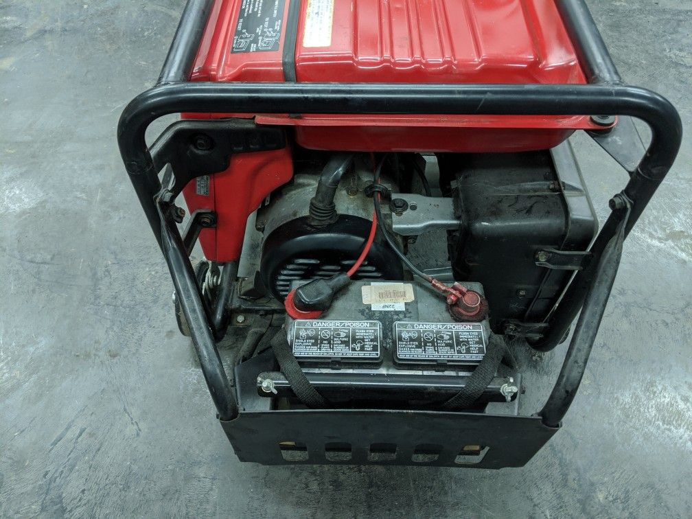Honda EB6500 electric start generator for Sale in Granite Falls, WA