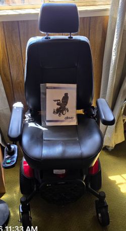 Titan Axs motorized Chair