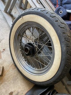 Harley Davidson Rear OEM. Rims 3 in total off a FatBoy