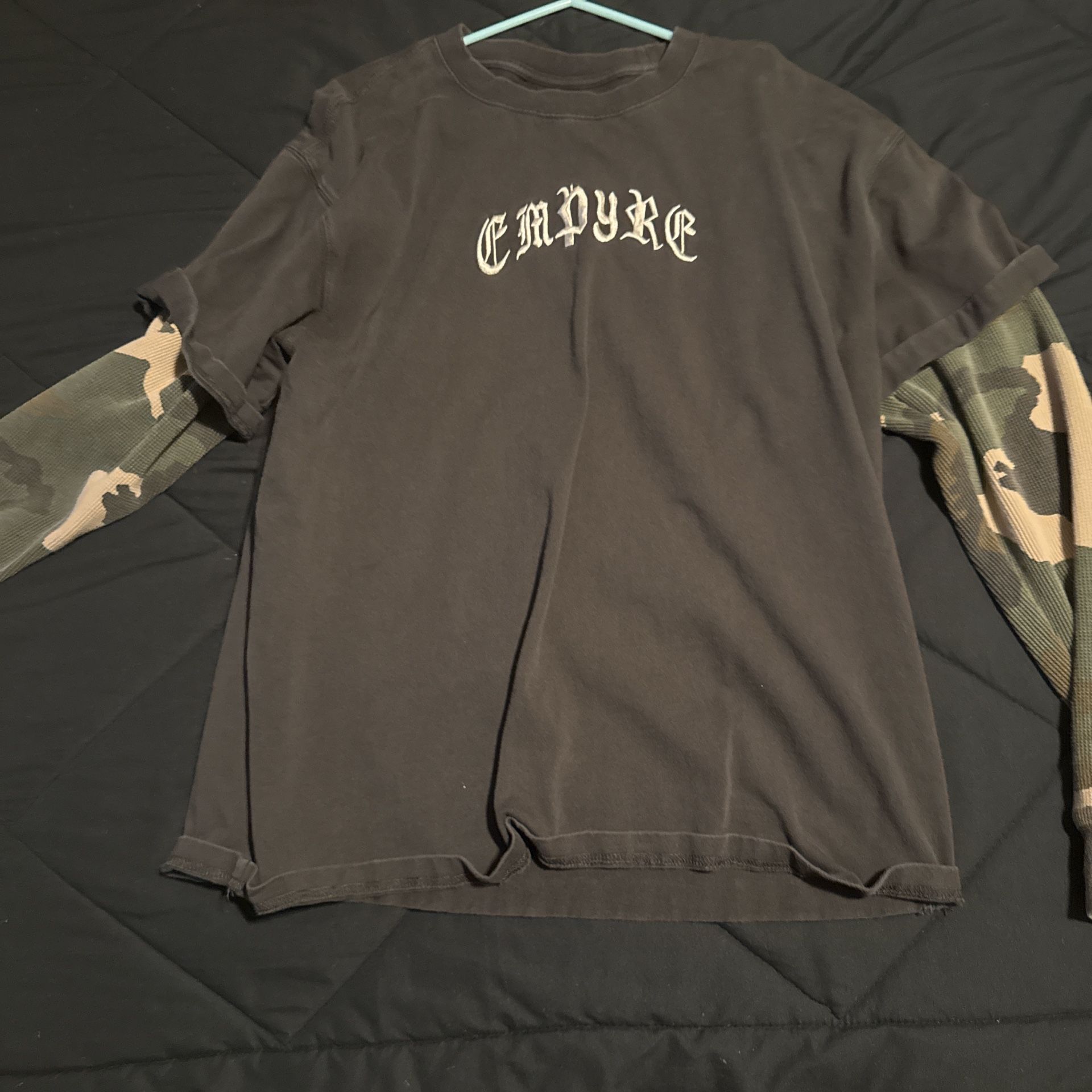 Integrated camo thermal shirt size L