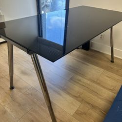 FREE Office Desks 