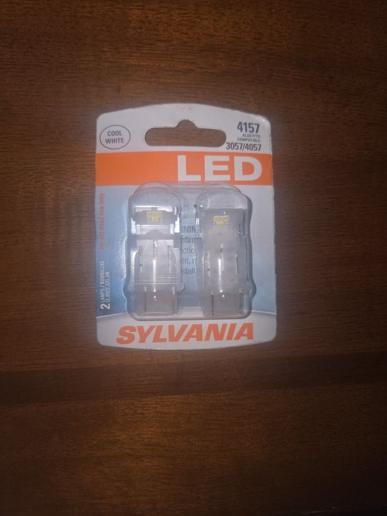 SYLVANIA 4157 White LED Mini Bulb (Pack of 2) ***RETAIL VALUE $24.99***