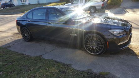 Bmw 750Li X-drive w/ M package