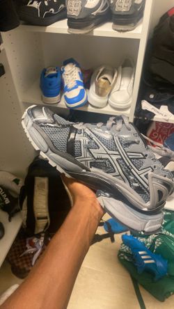 Balenciaga runners