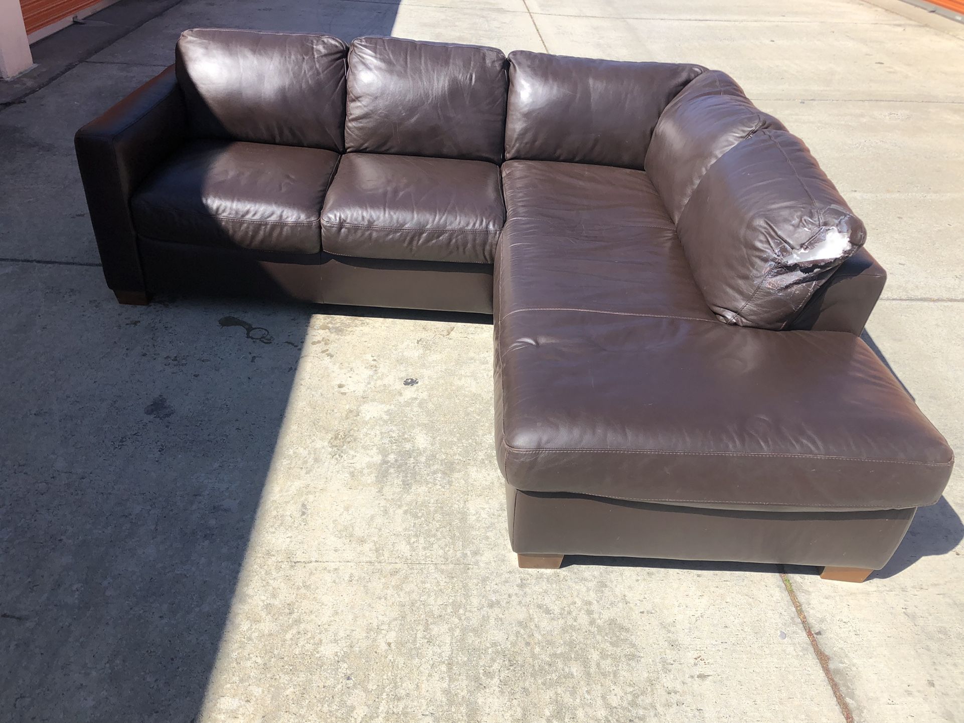Needs Restoration - Beautiful Italian Leather Sectional
