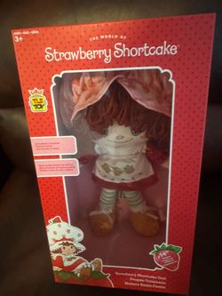 Strawberry Shortcake 14" Scented Plush Doll