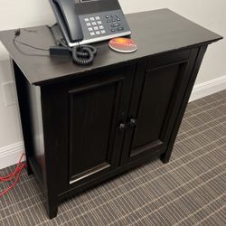 Side Little Armoire 