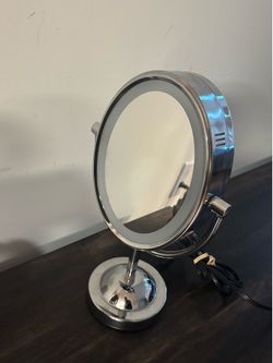Make up mirror with light