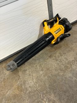 DEWALT 20V XR Brushless Cordless Leaf Blower