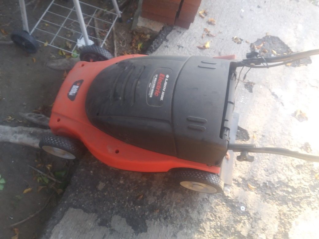 Black & Decker lawn mower