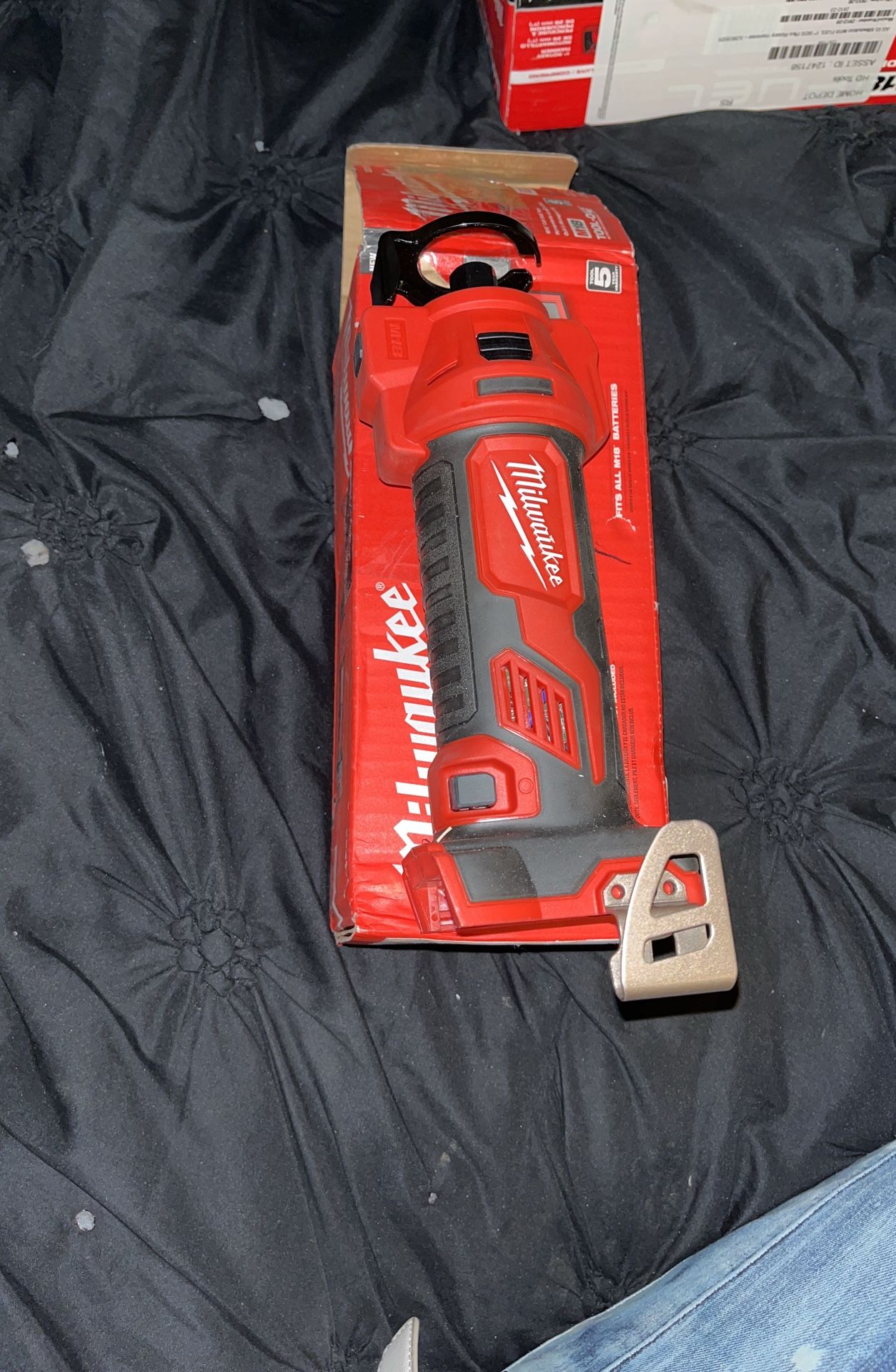 M18 Cut out Tool