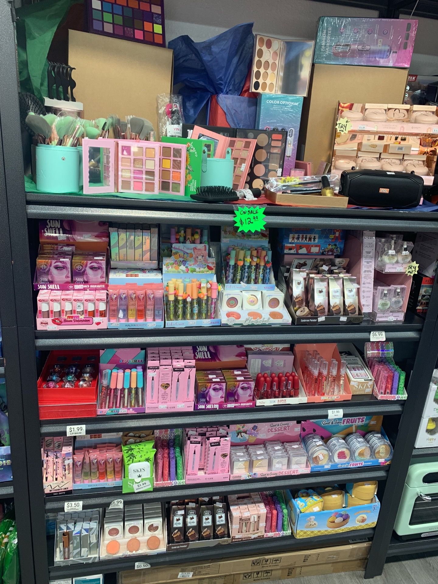 Maquillaje,bocinas,cuidado personal,juguetes