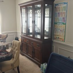 Hutch/buffet