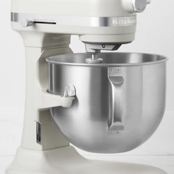 7 Quart Stand Mixer - Never Been Used