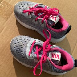 ADIDAS Girls Size US 6 K / EUR 22 New