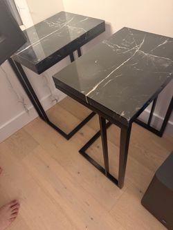 2 side tables ( black )