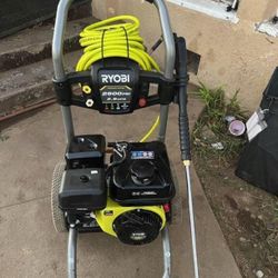 2900 PSI 2.5 GPM Cold Water Gas Pressure Washer with 212cc Engine
