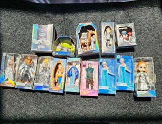 Zuru Mini Brands Disney 100 Platinum Limited Edition collection