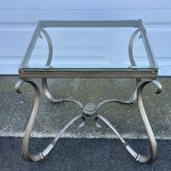 Pier 1 Table