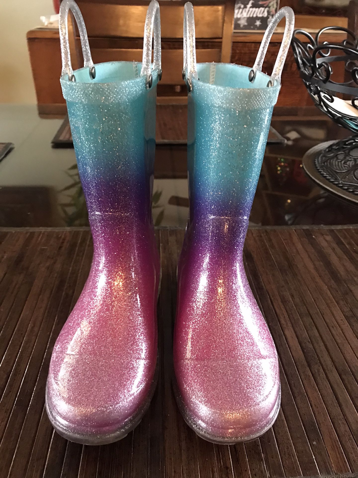 Girls rain boots size 11/12