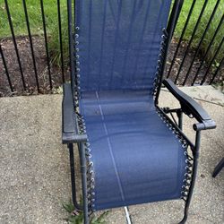 Set Of 4 Lawn/pool Chairs