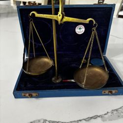 Vintage balance Scale