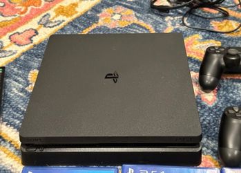 Ziektecijfers Concessie Snel Sony Playstation 4 Pro Working Perfectly In Good Excellent Condition Contact  My Telephone 206,235,9497 for Sale in Wichita, KS - OfferUp