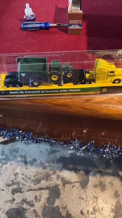 John Deere Semi Truck & Tractor Die-Cast Set
