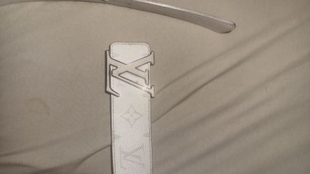 LOUIS VUITTON WHITE BELT 32x32