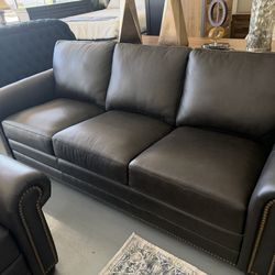 Sofas sets / living room furniture/ same day delivery 🚚/no credit needed