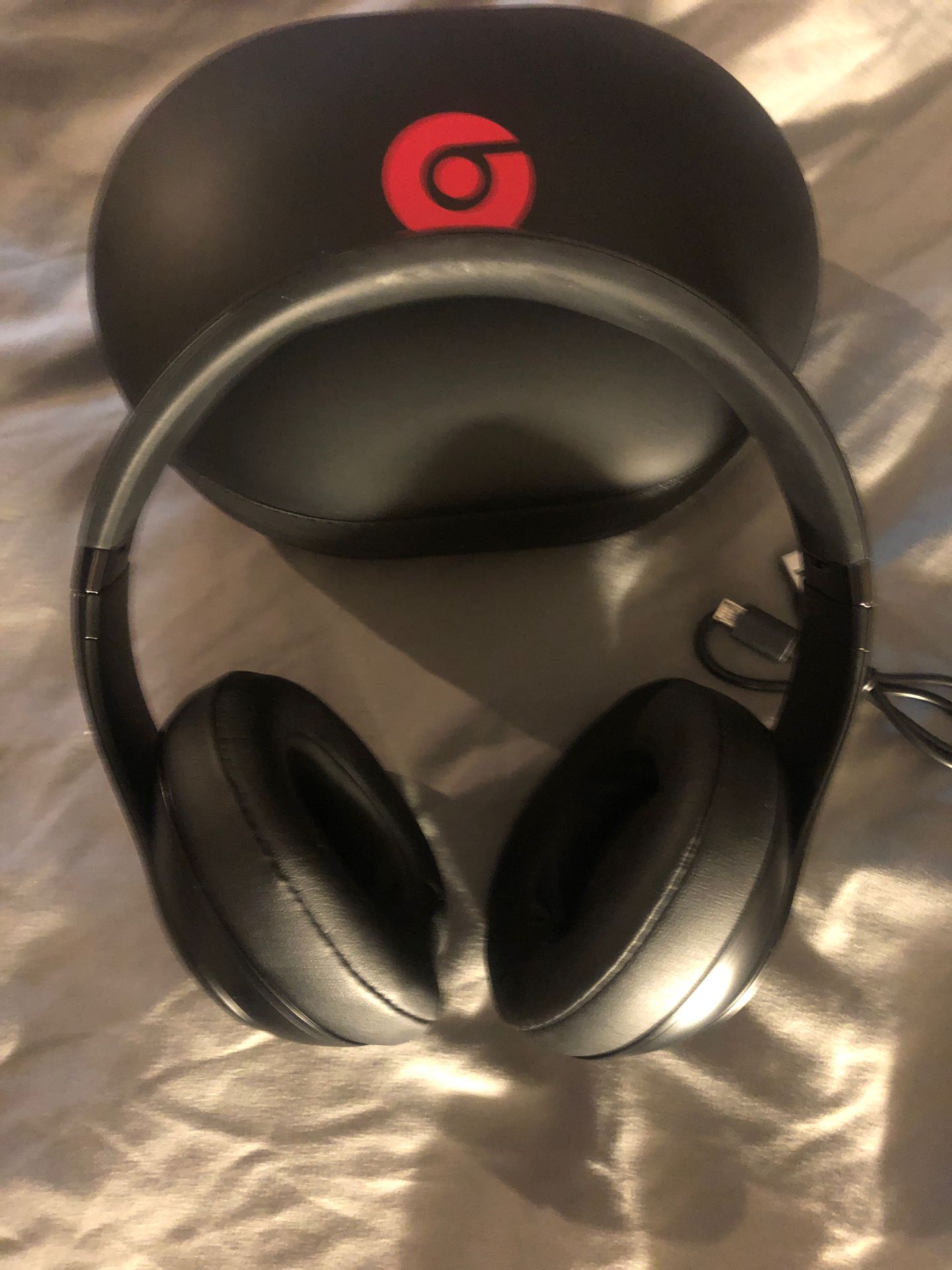 Beats by Dre studio 3 wireless headphones BRAND NEW