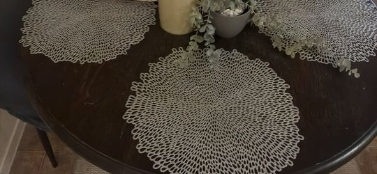 4 placemats