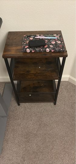 Industrial 3-Tier Side Table