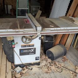 delta table saw 